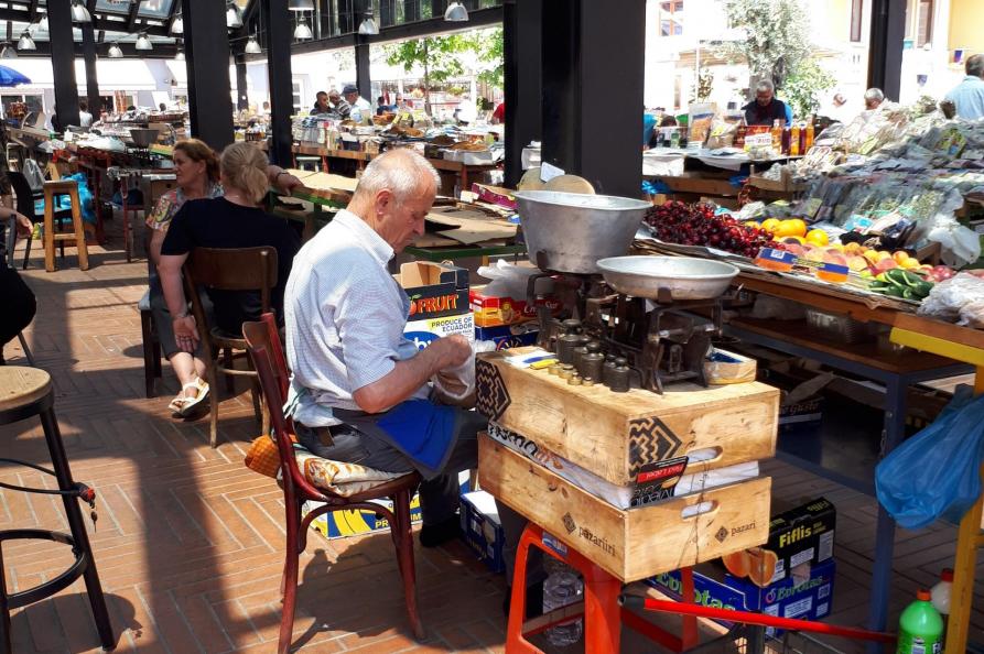 Markt Tirana