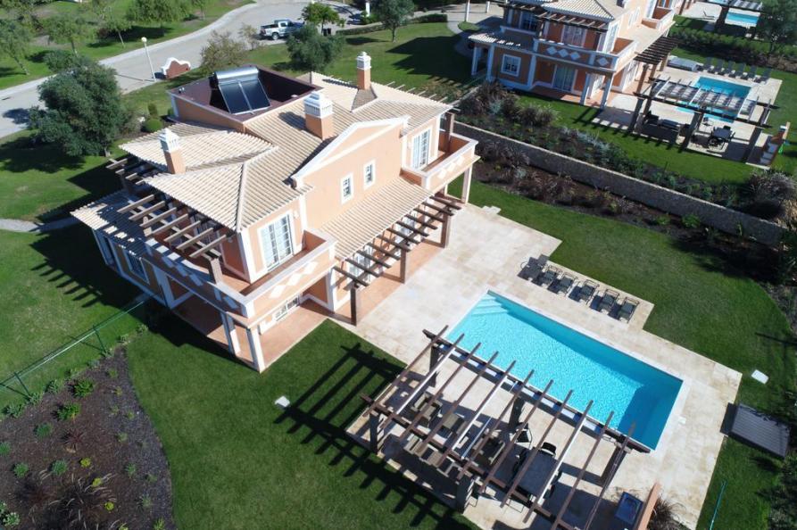 Colina da Lapa villas