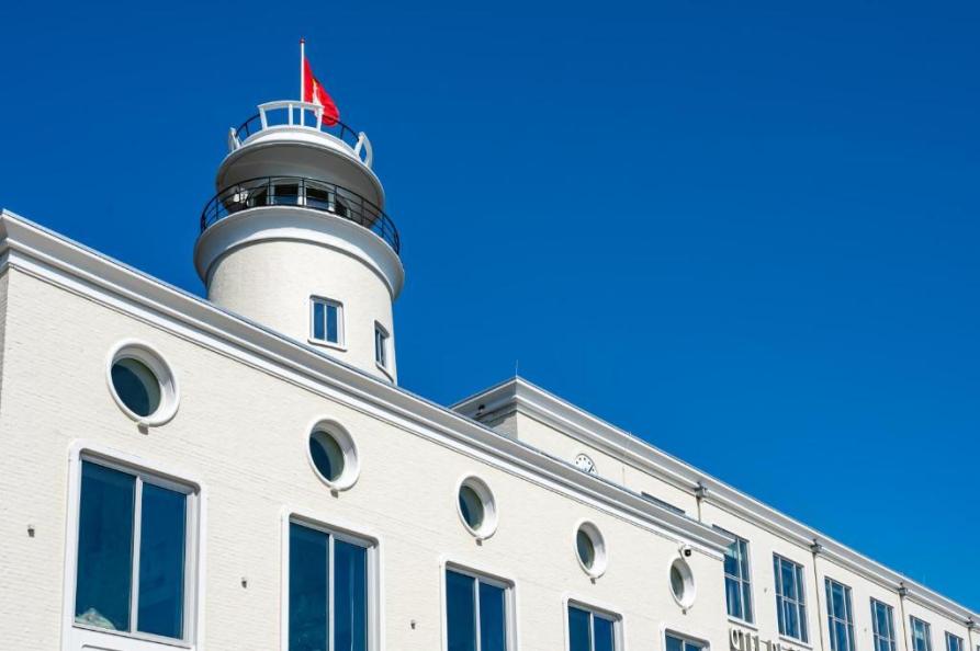 Hotel De Zeevaartschool

