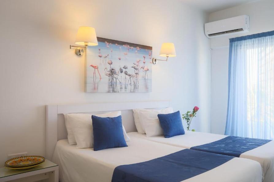 Mikes Kanarium City Hotel 