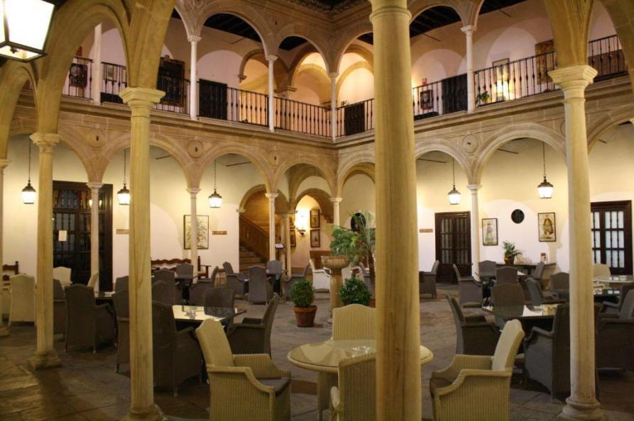  Parador de Ubeda