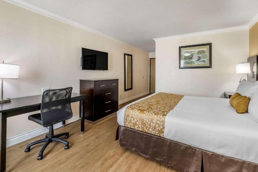 Best Western Plus South Bay