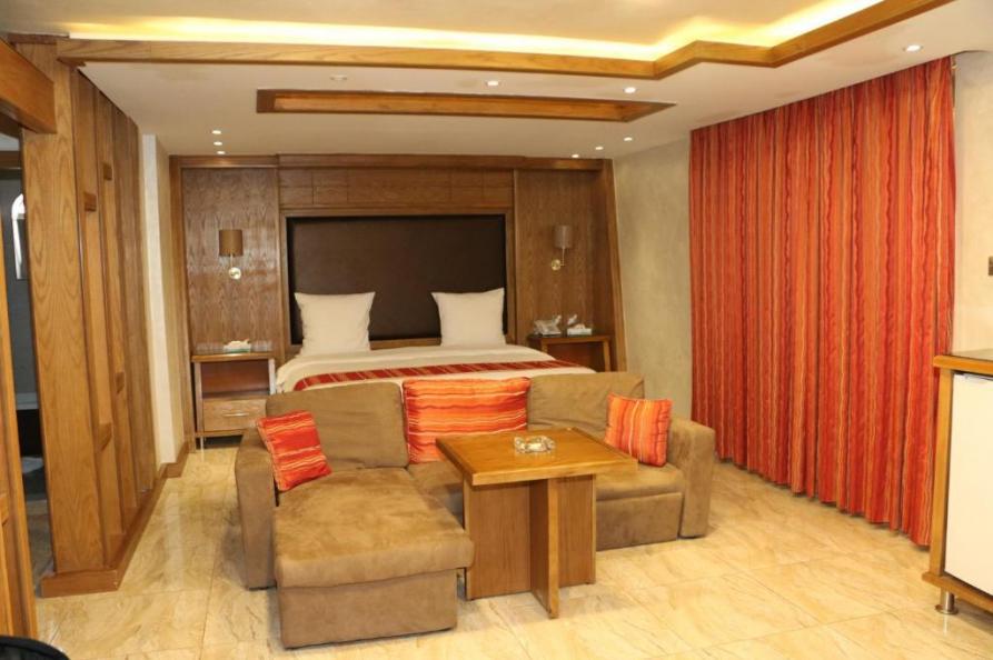 Al Raad hotel