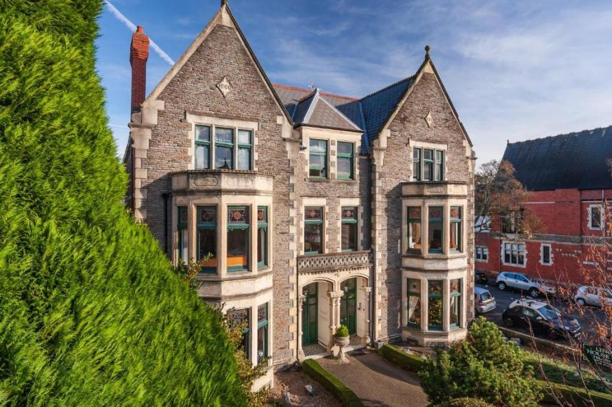 Lincoln House Hotel Cardiff