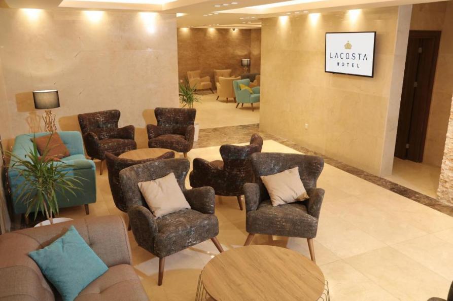 La Costa hotel