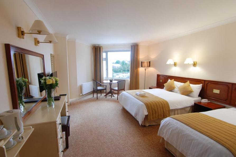 Central Hotel Donegal