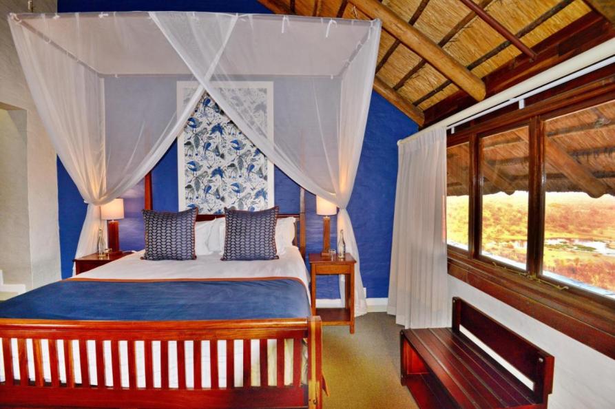 Victoria Falls Safari Lodge